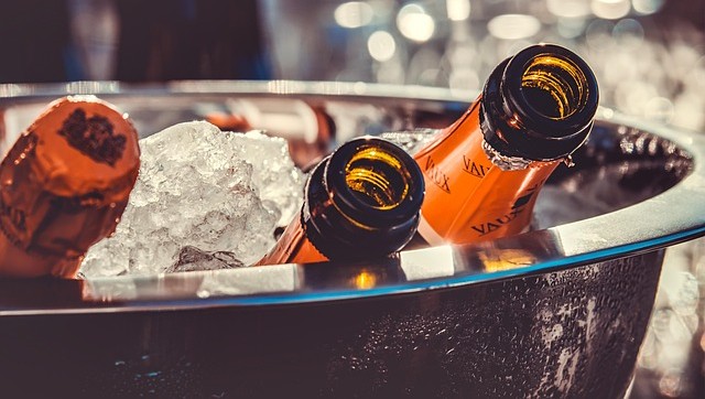 Selective Fridge Mobile Repairs - bar-fridge-repairs-perth-not-cooling